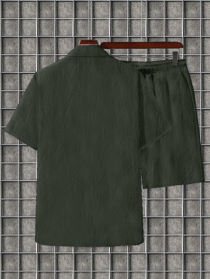 Men's greenish colour seersucker casual shirt & short